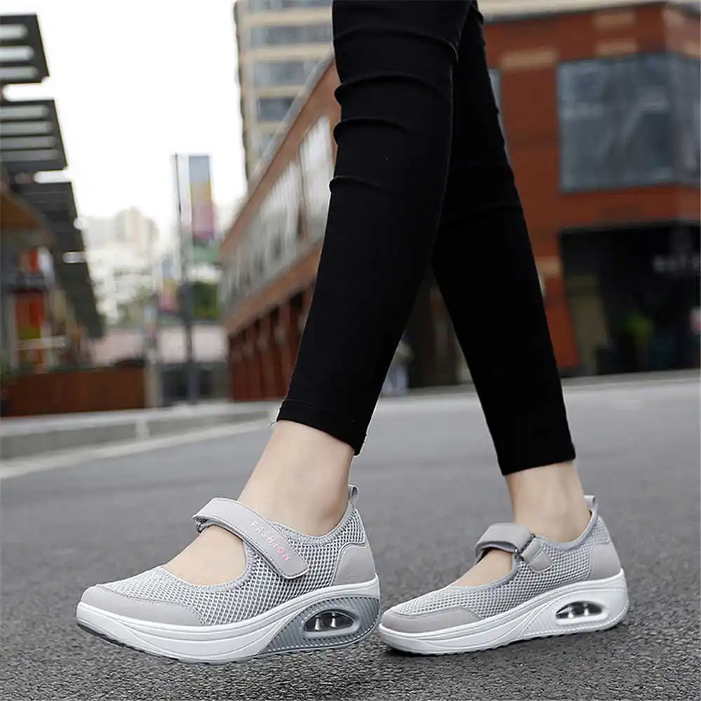 Tech Accessories Business - 36-41 Scarpe da ginnastica colorate per