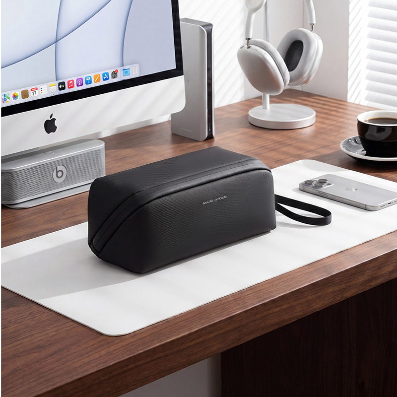 Borsa organizer tecnologica MA - Tech Accessories Business recensione e prezzo